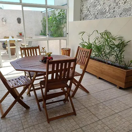 House Fifteen Horta (Azores)